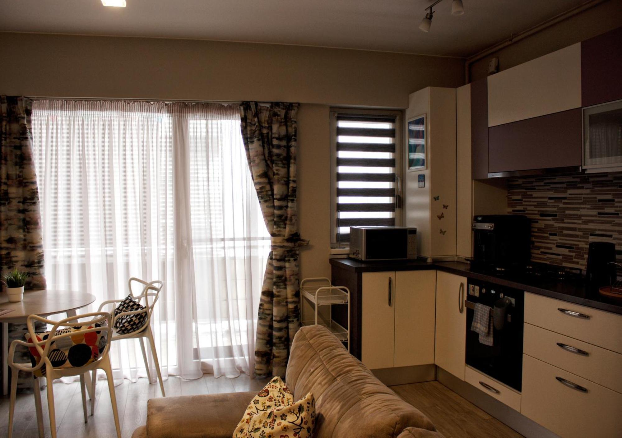 Luxury Park Residences 5 Bukares Bagian luar foto